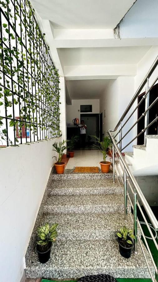 Niroda Guest House Gauháti Kültér fotó